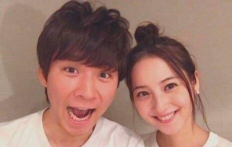 曾一脱成名的佐佐木希，如今结婚生子后只觉得生命就像是个奇迹