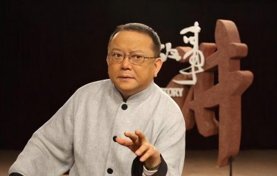 ​国家一级演员王刚:愧对前妻成方圆,余生不会辜负小我20岁的郑艳东