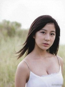 ​日本女星小野惠令奈写真集大赏 美到窒息